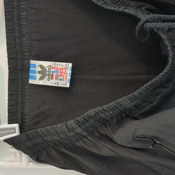 Adidas Multicolor Retro Lined Tracksuit Windbreaker& Pant. Both are Medium - Picture 5 of 16